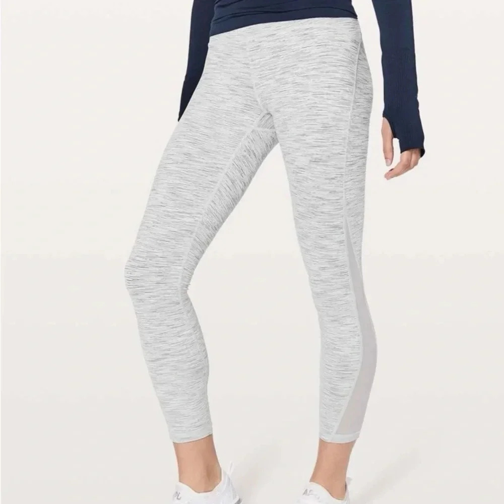 Lululemon sz 6 Train Times 7/8 Pant *25" We Are From Space Ice Grey Alpine White